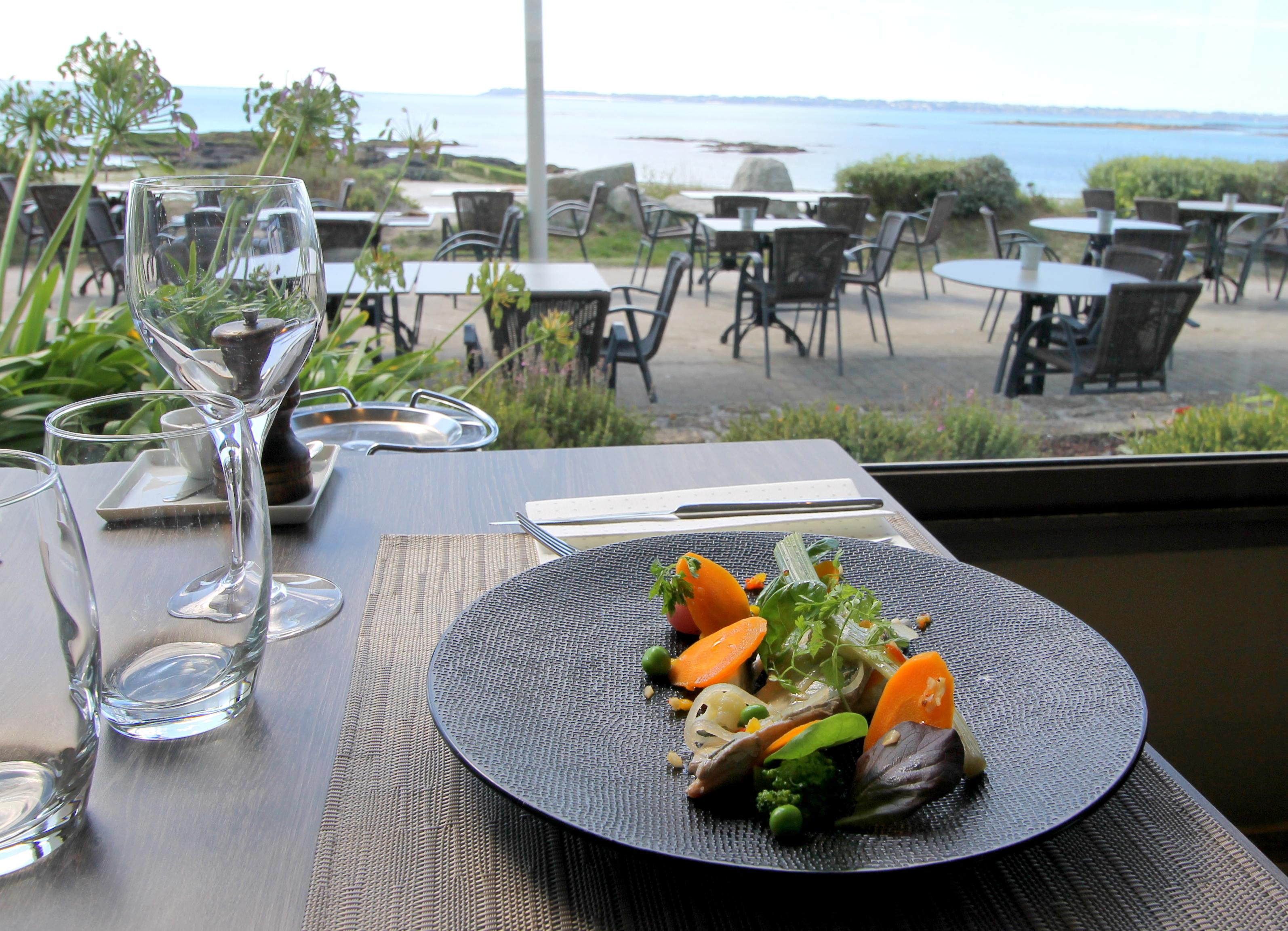 Logis Hotel & Restaurant Les Mouettes - Larmor Plage, Proche De Lorient Buitenkant foto